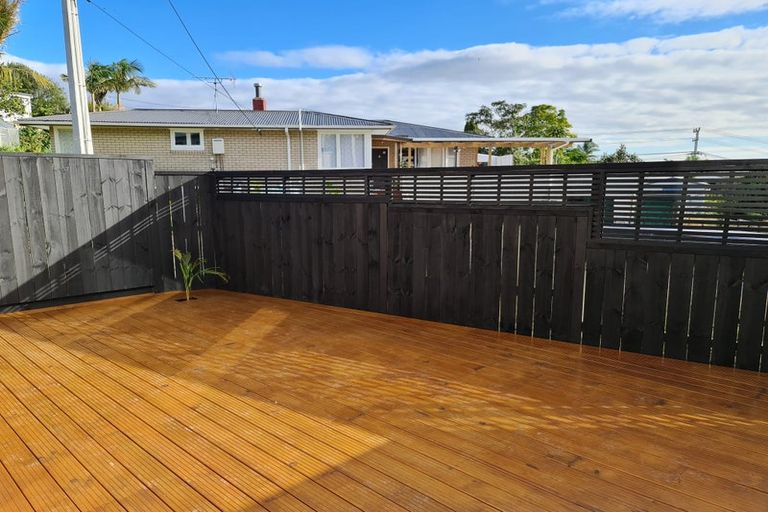 Photo of property in 4/532 Glenfield Road, Glenfield, Auckland, 0629