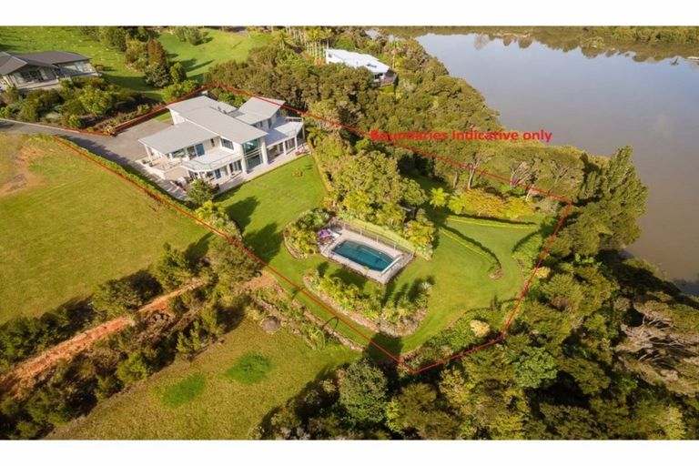 Photo of property in 38 Rarere Terrace, Kerikeri, 0230