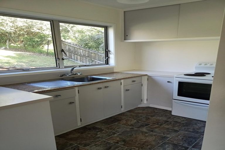 Photo of property in 16b Memorial Drive, Parahaki, Whangarei, 0112