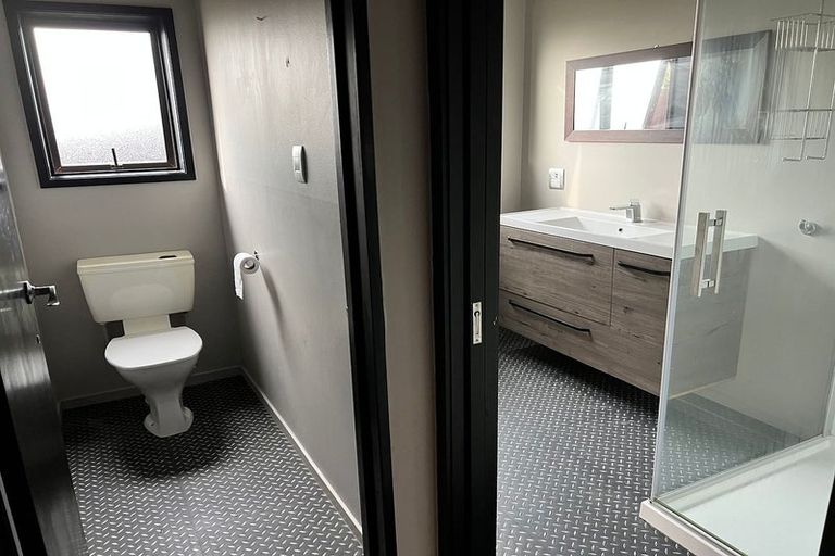 Photo of property in 47b Solomon Avenue, Redwood, Christchurch, 8051