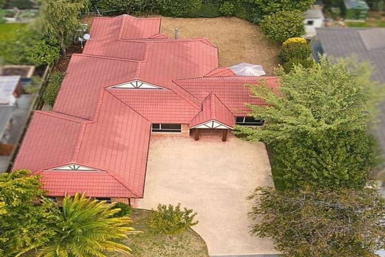 Photo of property in 18 The Stables, Woodend, 7610