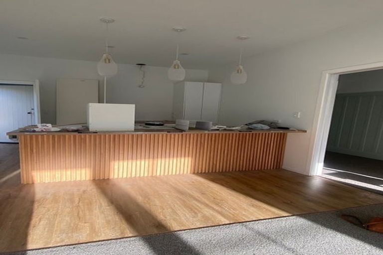 Photo of property in 9 Martin Avenue, Beckenham, Christchurch, 8023