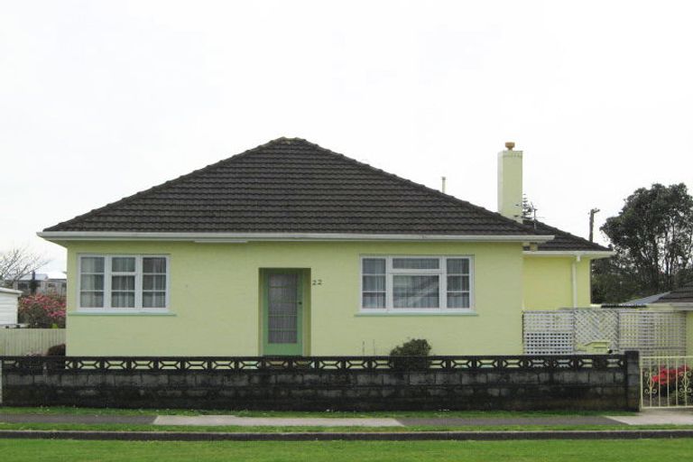 Photo of property in 22 Stafford Street, Waitara, 4320