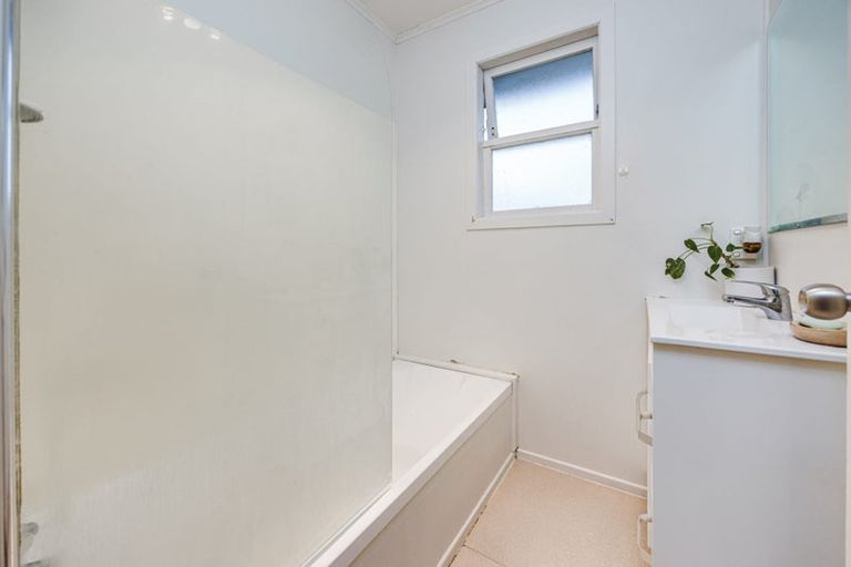 Photo of property in 133 Coxhead Road, Wattle Downs, Auckland, 2103