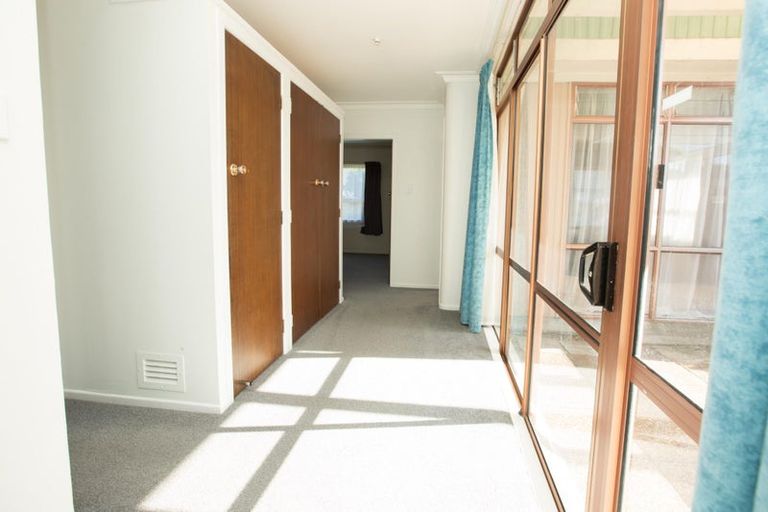 Photo of property in 24 Forest Lake Road, Forest Lake, Hamilton, 3200