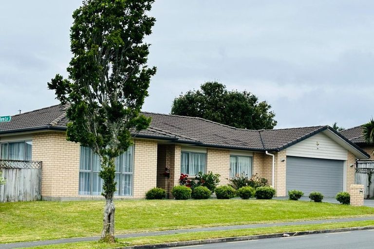 Photo of property in 76 Westgate Drive, Massey, Auckland, 0614