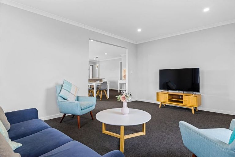 Photo of property in 6 Bamber Crescent, Halswell, Christchurch, 8025