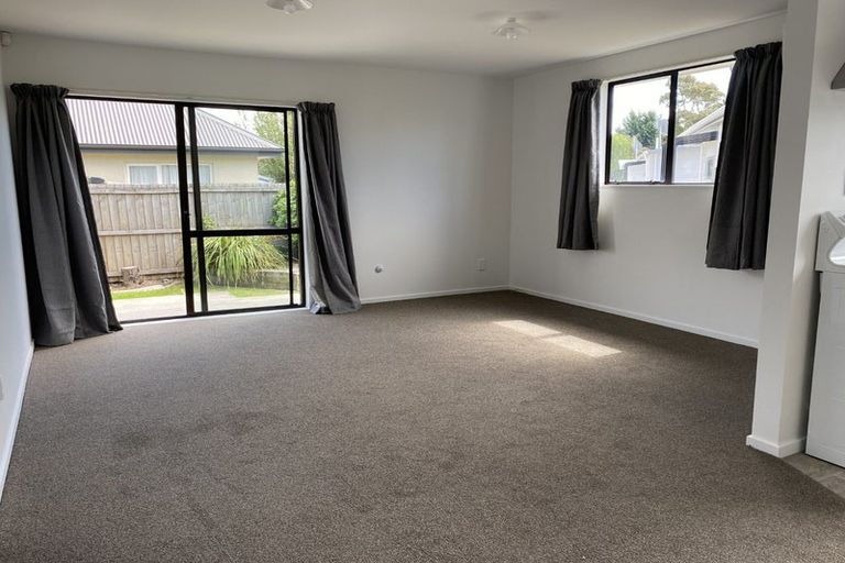Photo of property in 2/265 Woodham Road, Linwood, Christchurch, 8062