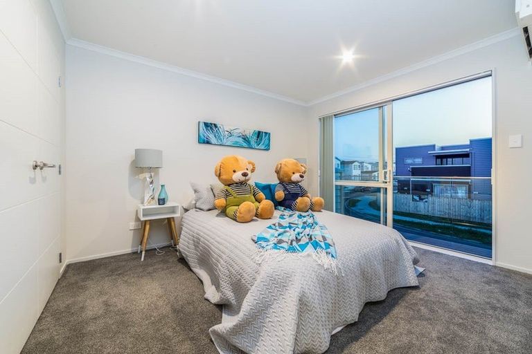 Photo of property in 43 Lockheed Street, Hobsonville, Auckland, 0618