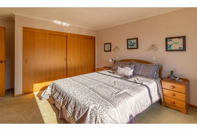 Photo of property in 2/200 Otipua Road, West End, Timaru, 7910