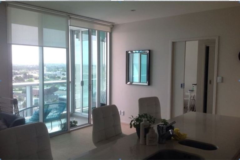 Photo of property in Sentinel Apartments, 1105/3 Northcroft Street, Takapuna, Auckland, 0622