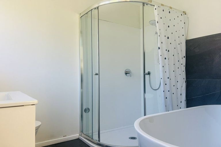 Photo of property in 61 Powrie Street, Glenfield, Auckland, 0629