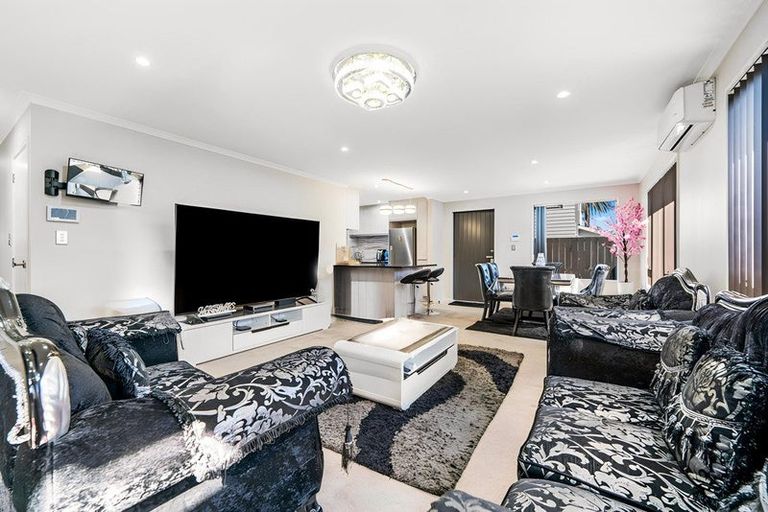 Photo of property in 45c Jellicoe Road, Manurewa, Auckland, 2102