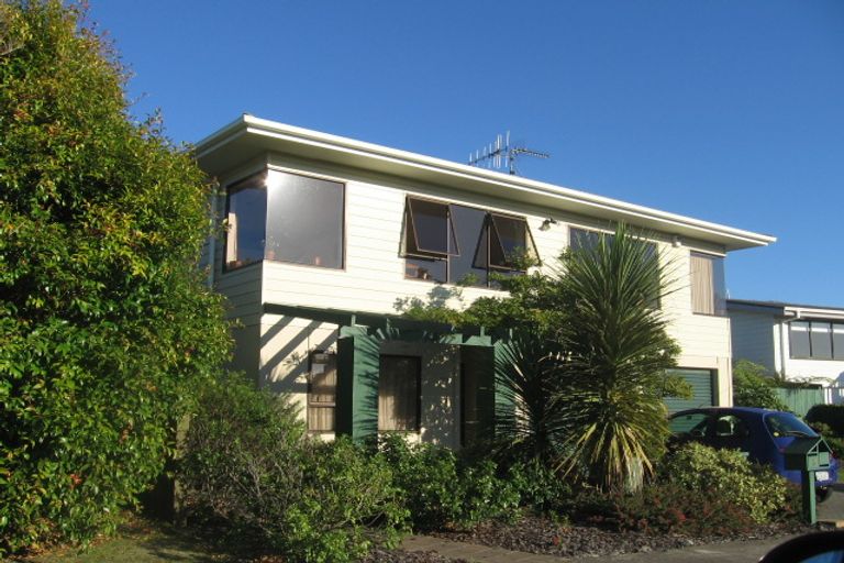 Photo of property in 3 Spyglass Lane, Whitby, Porirua, 5024