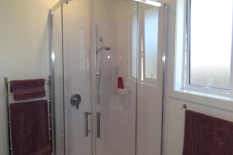 Photo of property in 2/444 Harewood Road, Harewood, Christchurch, 8051