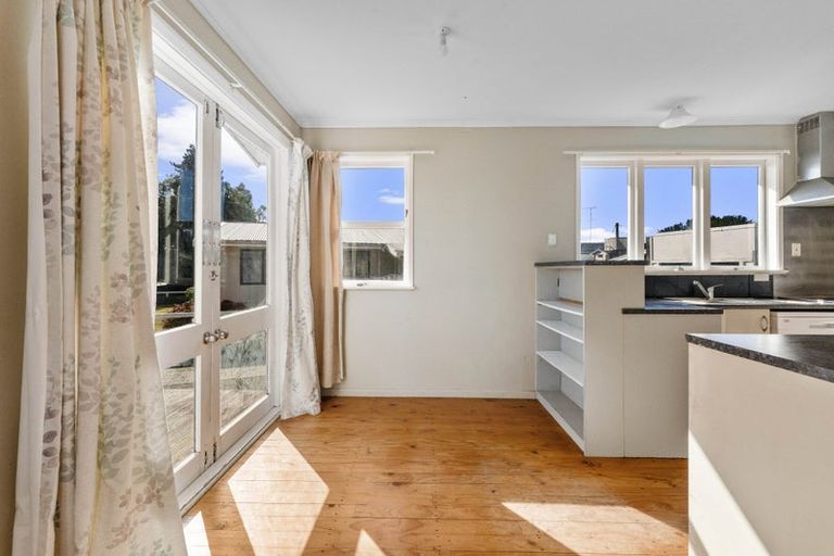 Photo of property in 197 Te Rangitautahanga Road, Turangi, 3334