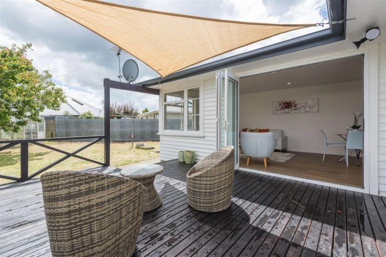 Photo of property in 7 Winnipeg Place, Wainoni, Christchurch, 8061