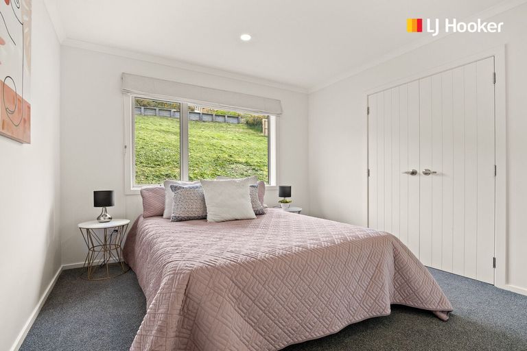 Photo of property in 17 Glendermid Close, Sawyers Bay, Port Chalmers, 9023