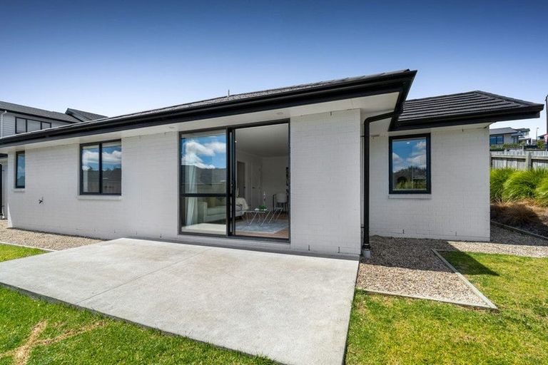 Photo of property in 46 Pacific Heights Road, Orewa, 0931