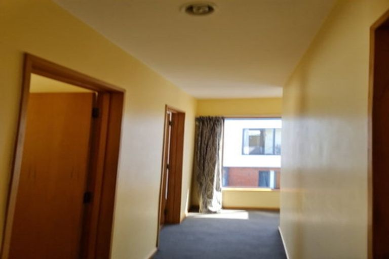 Photo of property in 2/12 Elizabeth Street, Riccarton, Christchurch, 8011