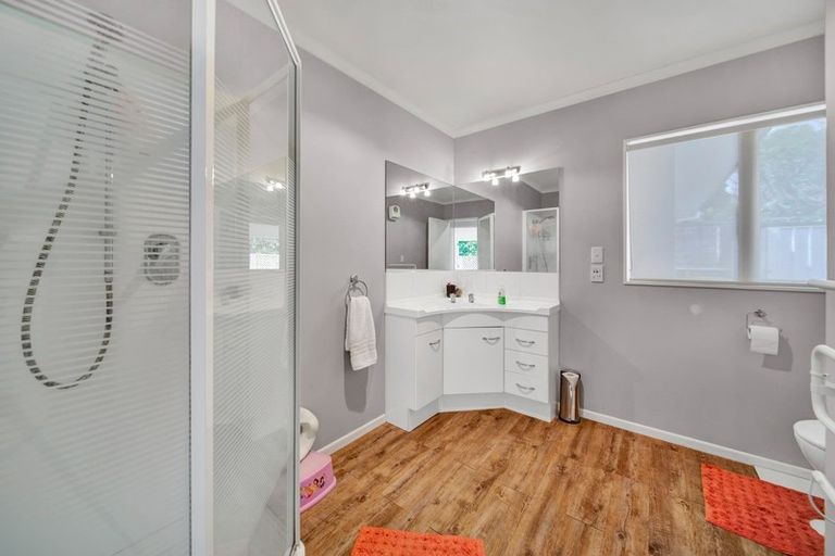 Photo of property in 10d Shelter Grove, Frankleigh Park, New Plymouth, 4310