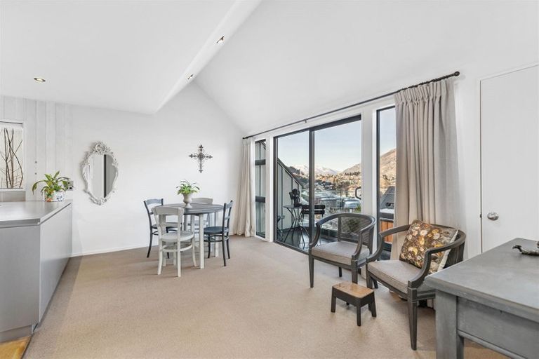 Photo of property in Marina Village, 1/10 Marina Drive, Frankton, Queenstown, 9300