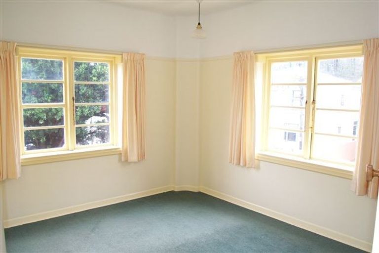 Photo of property in 82 Majoribanks Street, Mount Victoria, Wellington, 6011