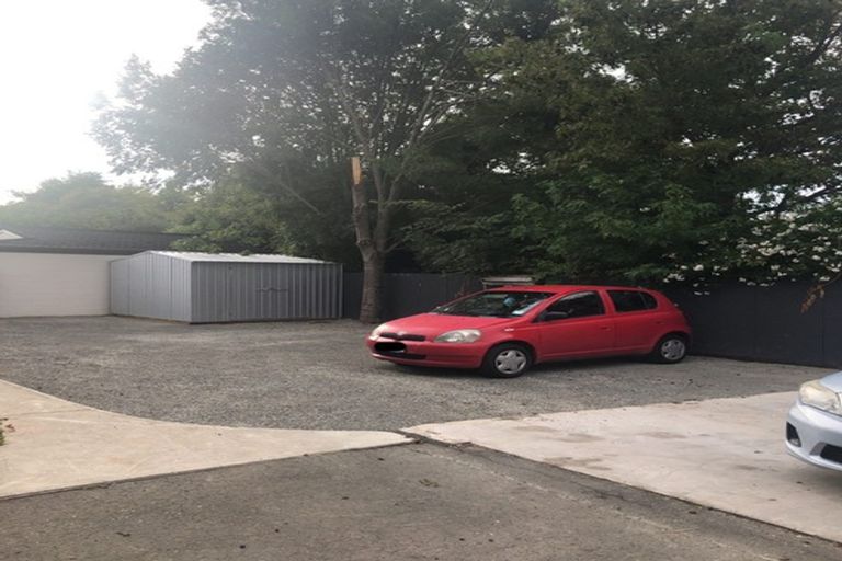 Photo of property in 2/11 Siska Place, Upper Riccarton, Christchurch, 8041