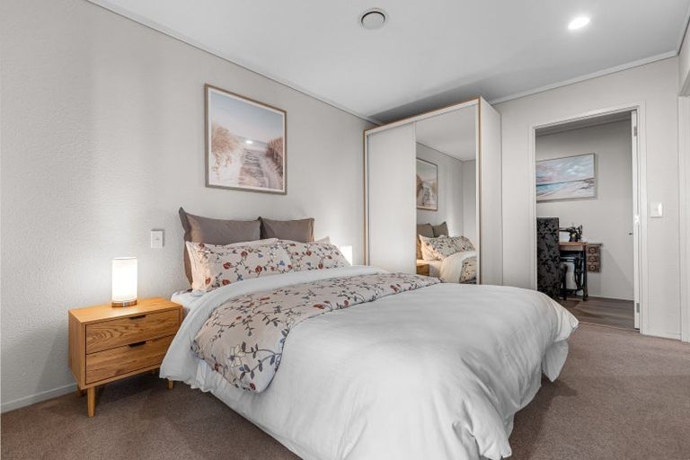 Photo of property in 12/72e Devonport Road, Tauranga, 3110