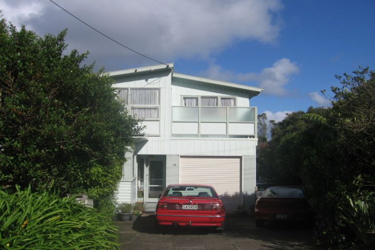 Photo of property in 45 Poto Road, Normandale, Lower Hutt, 5010