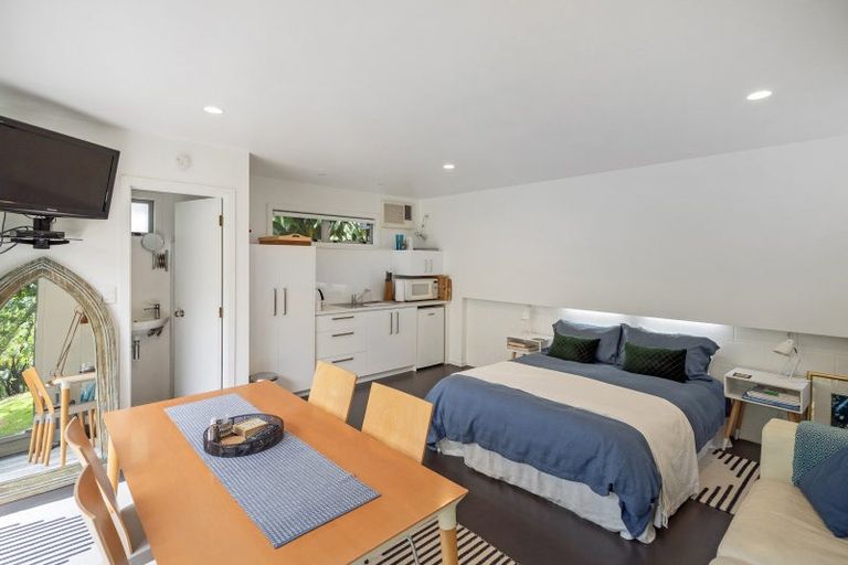 Photo of property in 14 Herbert Drive, Whangamata, 3620