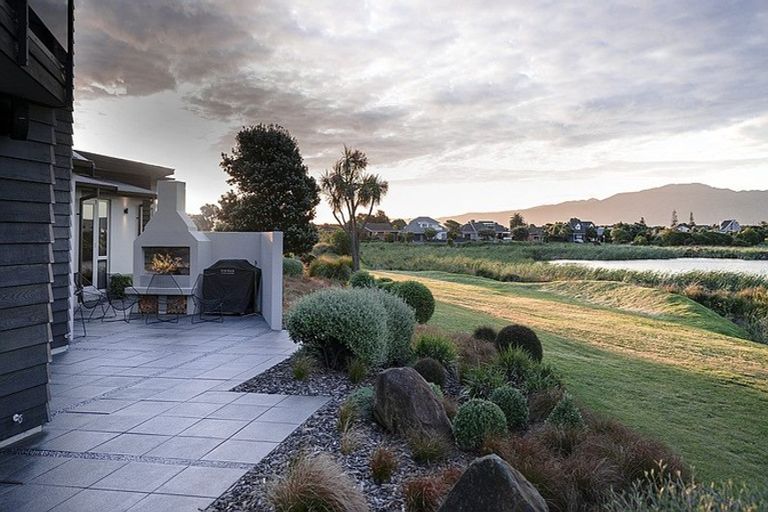 Photo of property in 299 Manly Street, Paraparaumu Beach, Paraparaumu, 5032