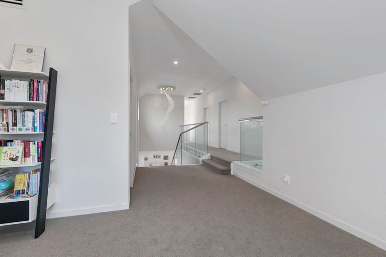 Photo of property in 28 Harvest Avenue, Orewa, 0931
