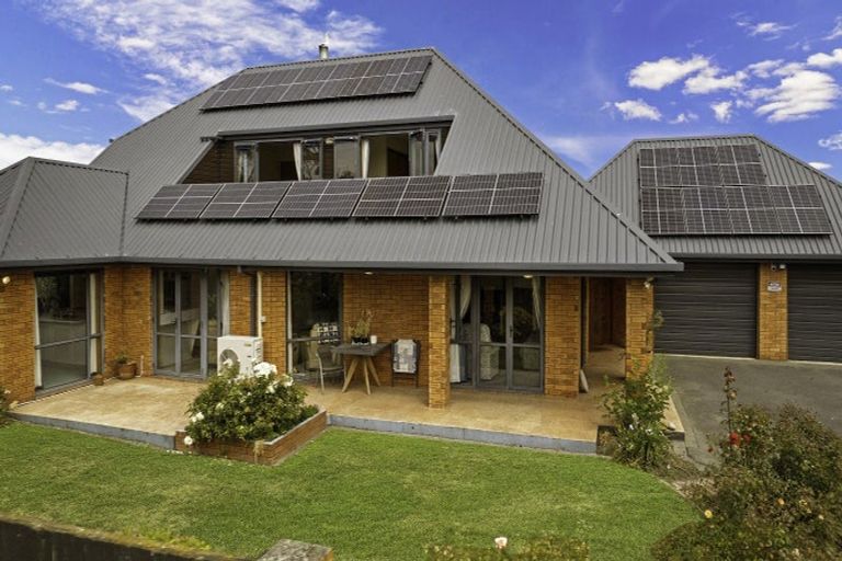 Photo of property in 7 Fuchsia Place, Halswell, Christchurch, 8025