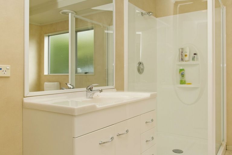 Photo of property in 2/56 Pataka Road, Taupo, 3330