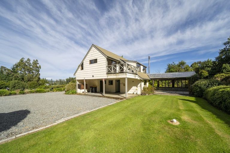 Photo of property in 72 Bush Street, Lumsden, 9730