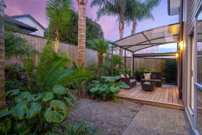 Photo of property in 2a Woodbine Avenue, Greenlane, Auckland, 1051