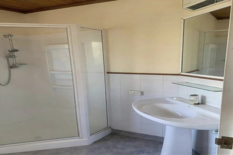 Photo of property in 171a Broderick Road, Johnsonville, Wellington, 6037