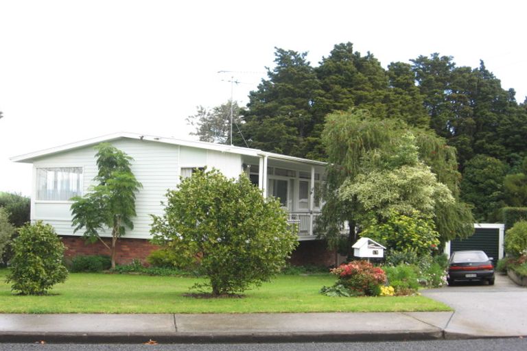 Photo of property in 17b Hillcrest Grove, Hillpark, Auckland, 2102