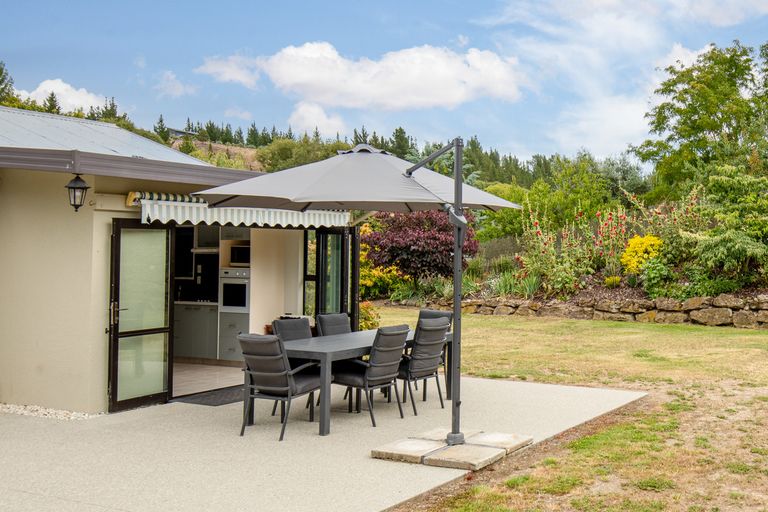 Photo of property in 44 Letts Gully Road, Letts Gully, Alexandra, 9393