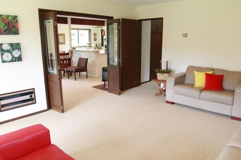 Photo of property in 28 Tyndale Place, Ilam, Christchurch, 8041