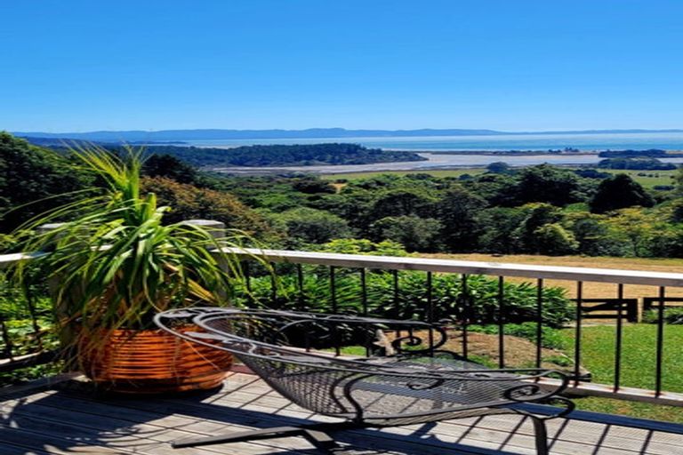 Photo of property in 100 Rocklands Road, Clifton, Takaka, 7183