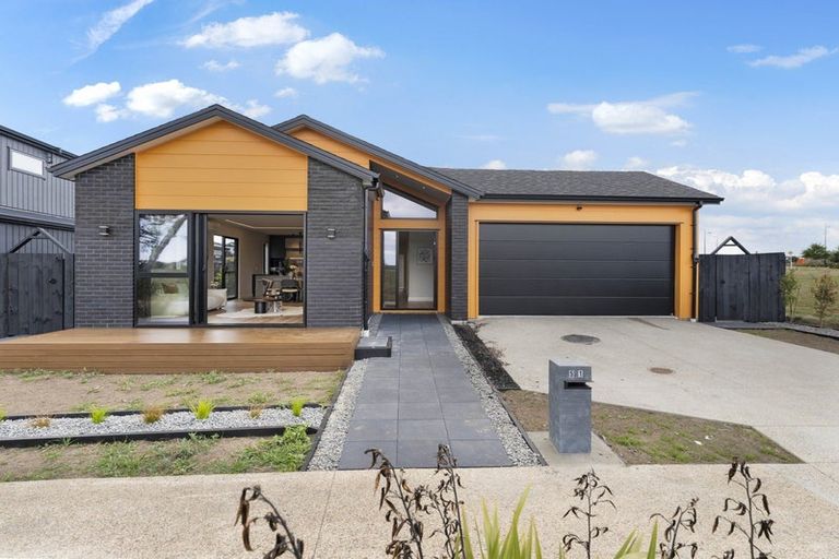 Photo of property in 51 Emerald Avenue, Rosehill, Papakura, 2113