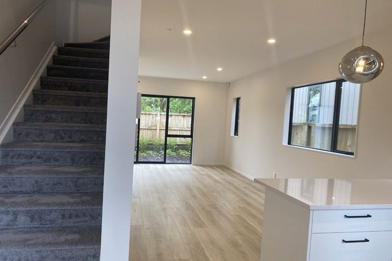 Photo of property in 34 Paetai Lane, Te Atatu Peninsula, 0610