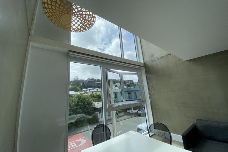 Photo of property in Canvas Apartments, 11/307 Willis Street, Te Aro, Wellington, 6011
