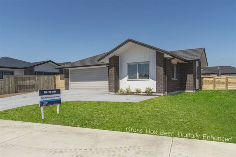Photo of property in 9 Hills View Drive, Papamoa, 3118