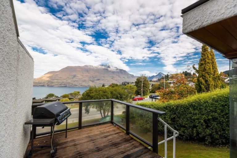 Photo of property in 128a Fernhill Road, Fernhill, Queenstown, 9300