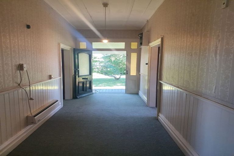 Photo of property in 20 Strange Street, Waitara, 4320