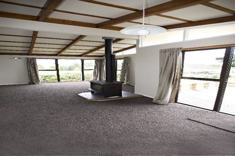 Photo of property in 21 Chorley Avenue, Massey, Auckland, 0614