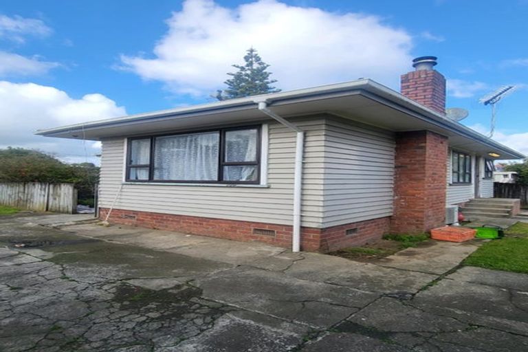 Photo of property in 13 Rogers Road, Manurewa, Auckland, 2102